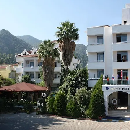 Navy Hotell 3*